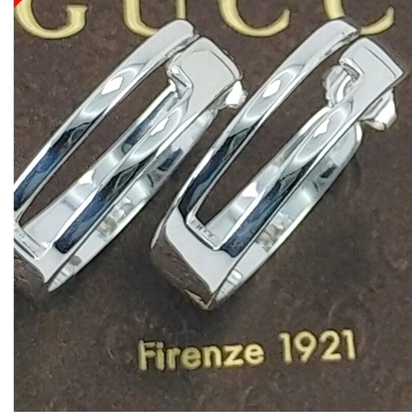 *RARE* Gorgeous GUCCI silver hoop earrings with iconic "G" logo NWOT - Picture 1 of 6